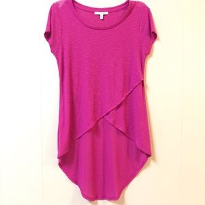 Express Hi-Low Crossover Tee